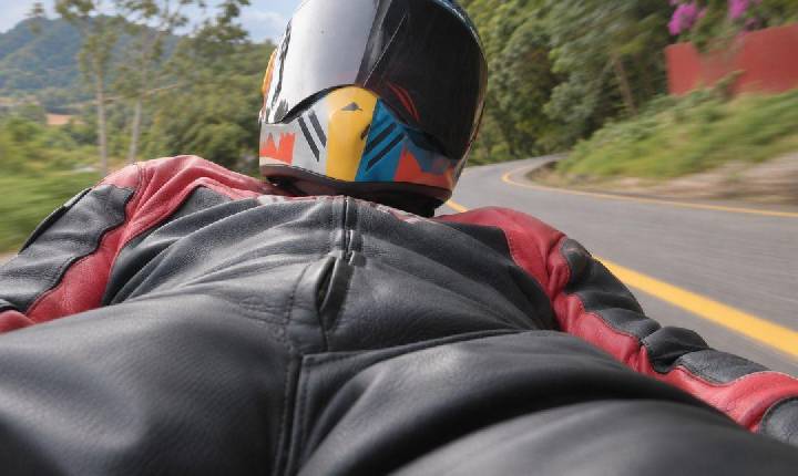 Atleta de Jacareí disputa prova a mais de 100 km/h em Minas Gerais