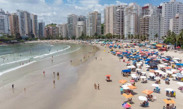 Boletim da Cetesb aponta 94,8% de praias com bandeira verde no feriadão de Tiradentes