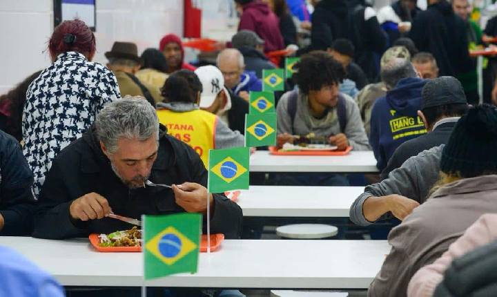 Bom Prato terá horário especial de funcionamento nesta segunda-feira (29) por causa do jogo da Seleção Brasileira