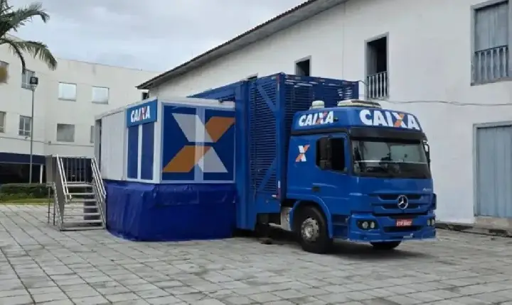 Caminhão da Caixa oferece negociação de dívidas no centro de São José
