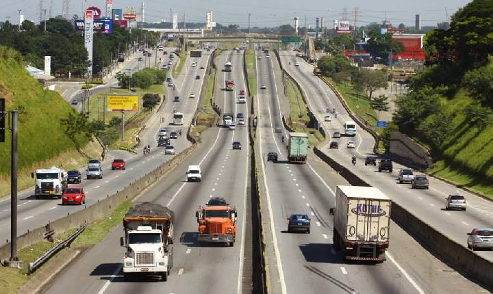 Dutra terá pacote bilionário de obras no Vale com novas faixas, iluminação e 14 passarelas