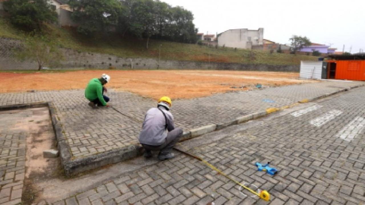 Jacareí inicia construção de nova creche para 188 crianças