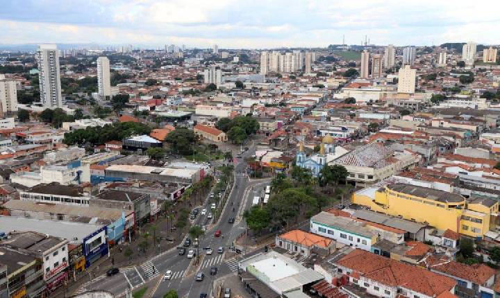 Jacareí inicia nova fase de atualização de cadastro e notificará 25 mil proprietários
