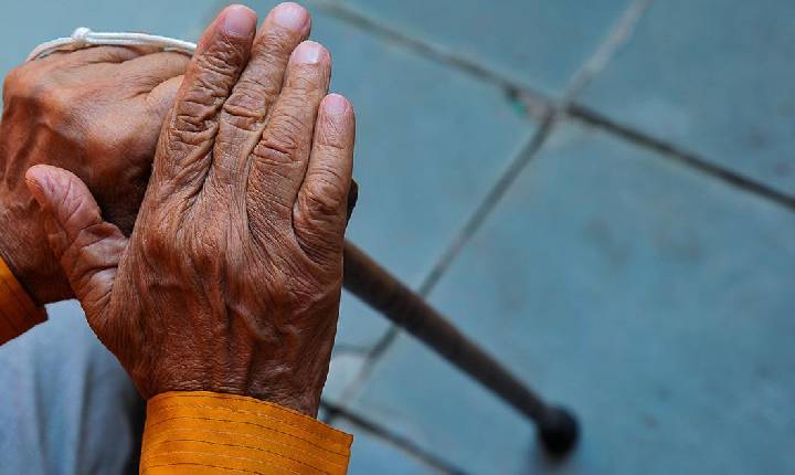 Junho Violeta: Governo de SP promove campanha de combate à violência contra a pessoa idosa