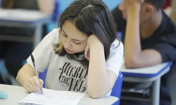 Matrículas para estudar na rede estadual de SP em 2027 começam nesta terça-feira (1º)
