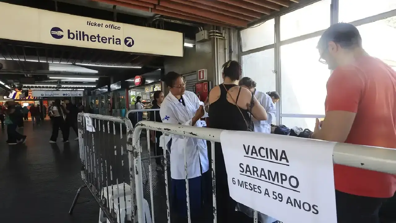 Ministério da Saúde reforça chamamento para vacina contra o sarampo