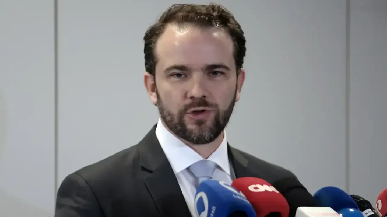 Novo Desenrola permitirá uso do FGTS para renegociação de dívidas