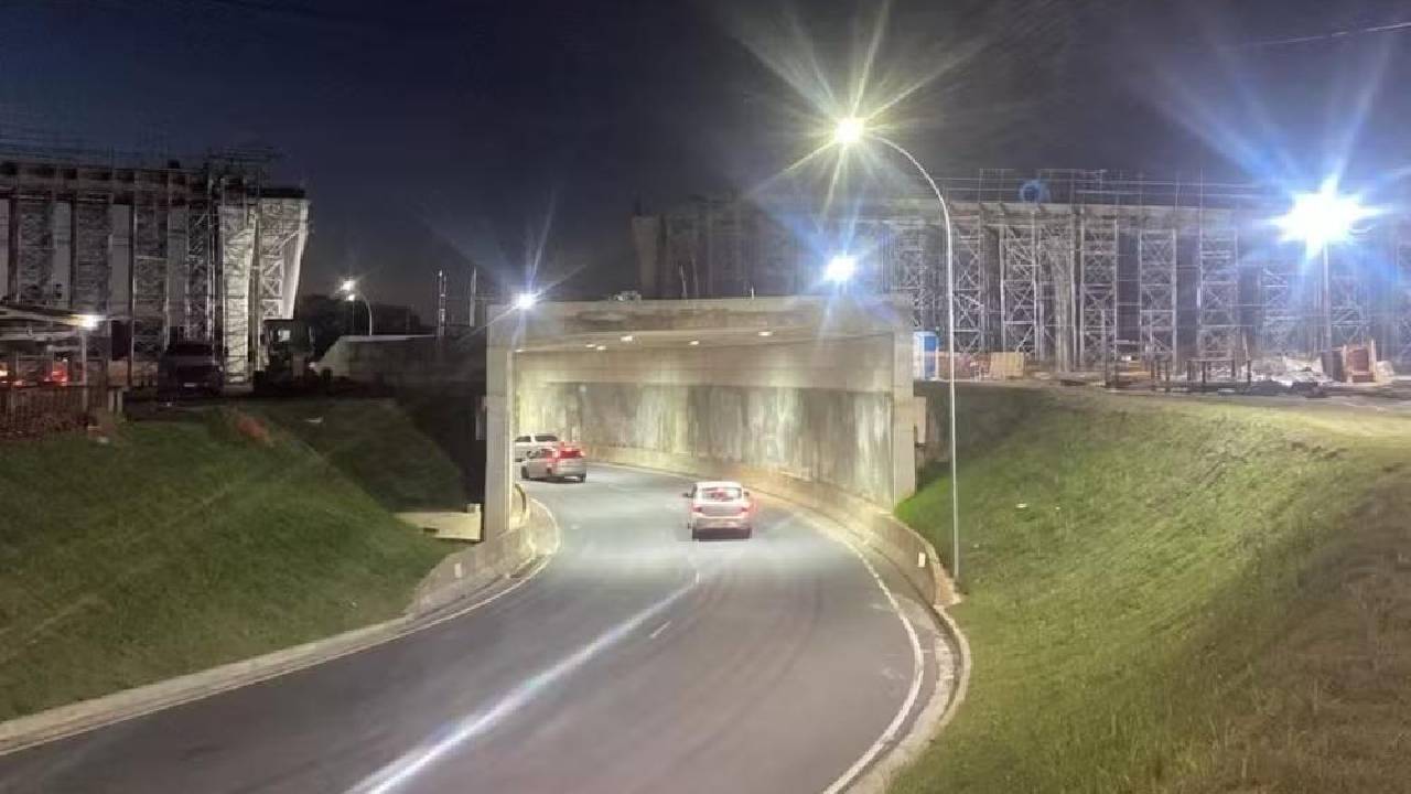 Obra da Av. Sebastião Gualberto tem novo atraso e custo aumenta R$ 22,4 milhões, em São José