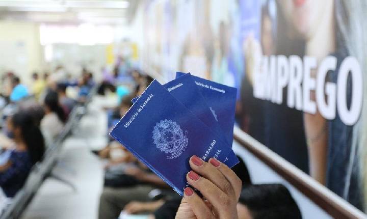 PAT de São José disponibiliza 545 vagas de emprego nesta segunda