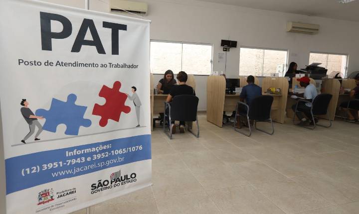 PAT Jacareí realiza mutirão para a contratação de 110 vagas da empresa Ambiental Jacareí