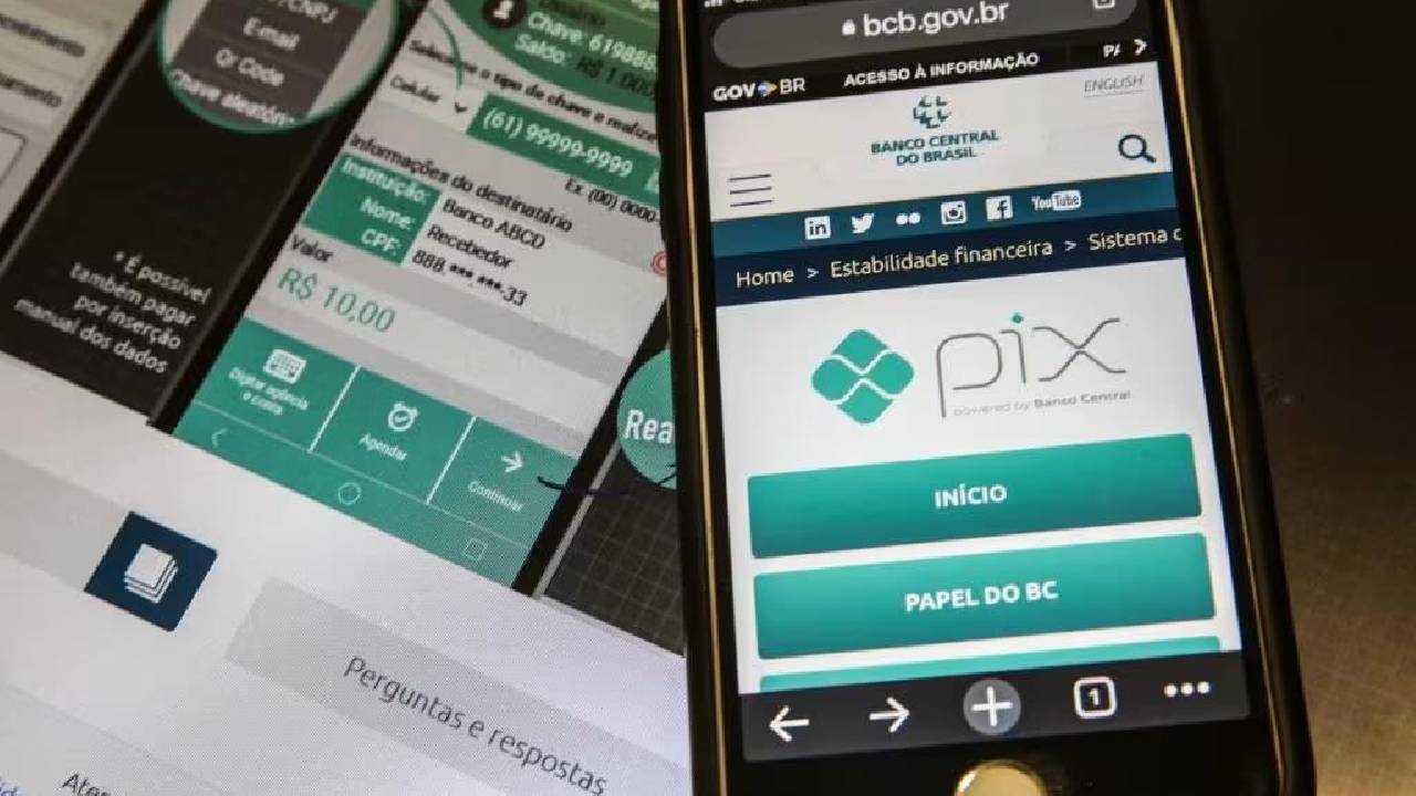 Pix é usado por 82% dos brasileiros, aponta pesquisa; uso é maior entre jovens