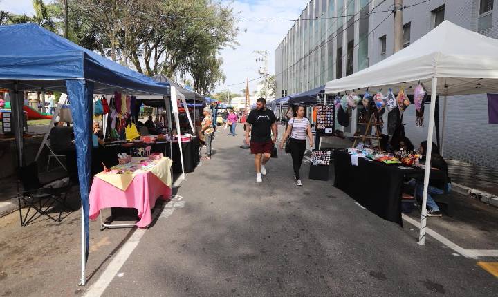 Prefeitura de Jacareí promove Feira de Empreendedorismo neste sábado (12), no Pátio dos Trilhos