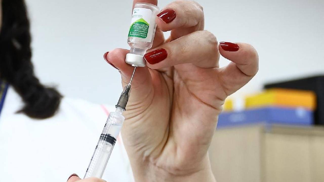 Prefeitura de SJCampos e Univap realizam campanha de vacinação contra gripe