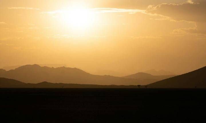 Previsão do tempo para sábado (25), em SP: sensação térmica de calor e abafada