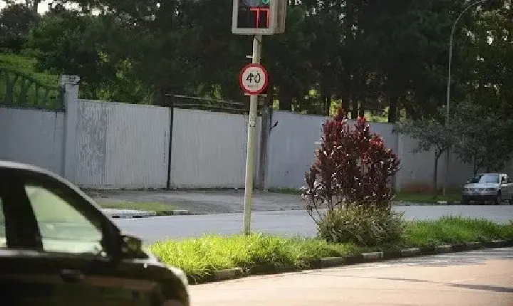 Saiba como economizar até 40% em multas no Estado de SP