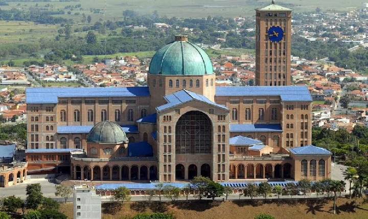 Santuário Nacional de Aparecida moderniza estacionamento; veja preços, horários e como pagar