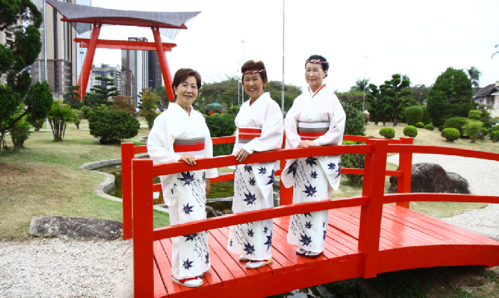 São José dos Campos celebra 118 anos da imigração japonesa na Praça do Torii