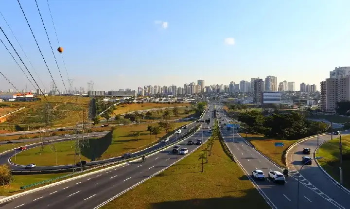 Via Oeste terá bloqueio total e Anel Viário será interditado para maratona neste domingo (20)