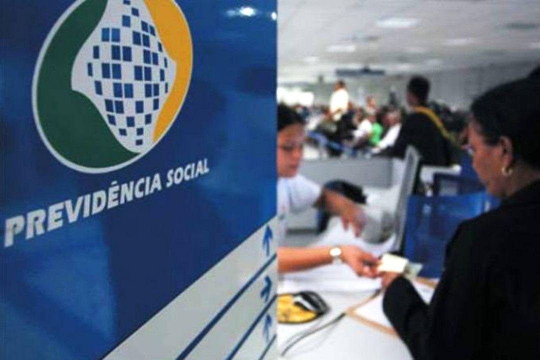Beneficiários do INSS começam a receber o 13º a partir de quarta-feira (24)