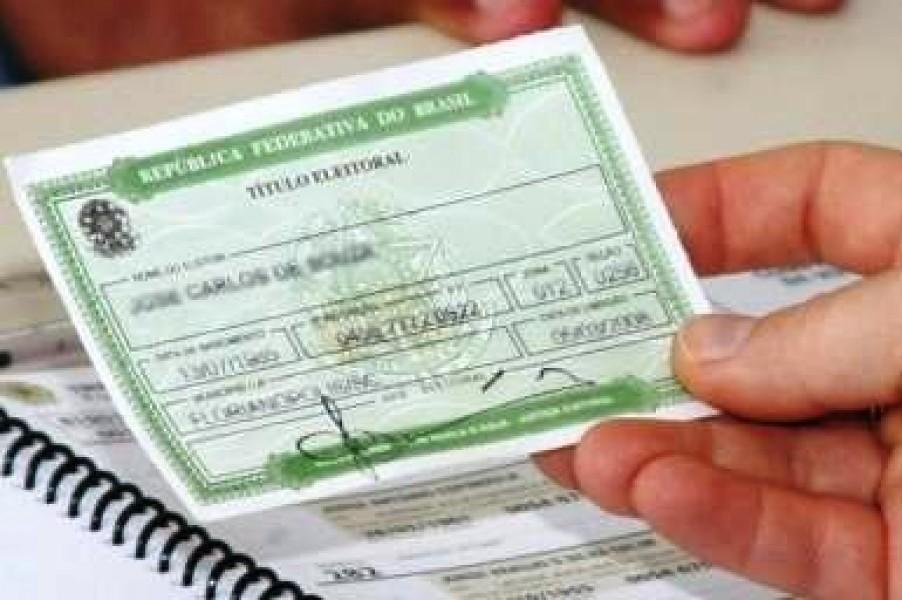 Interesse por título de eleitor dispara perto de prazo final; tire dúvidas