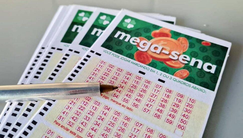 Ninguém acerta e Mega-Sena acumula em R$ 120 milhões