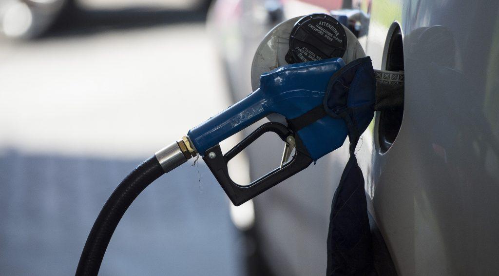 Postos se preparam para aumento no preço da gasolina nesta semana