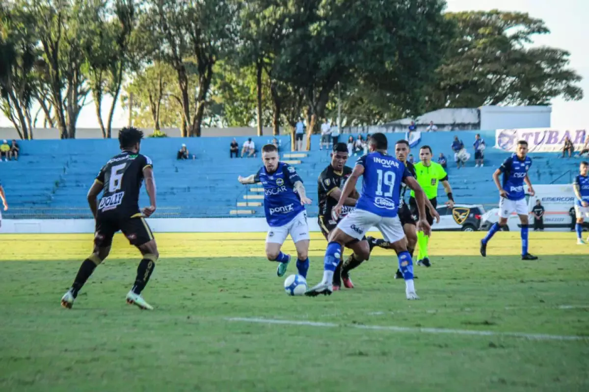 Águia do Vale pega o Pouso Alegre no último jogo em casa pela série D