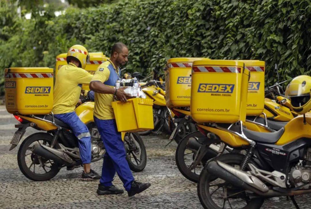 Correios terão PDV e concurso para contratar 3,2 mil carteiros