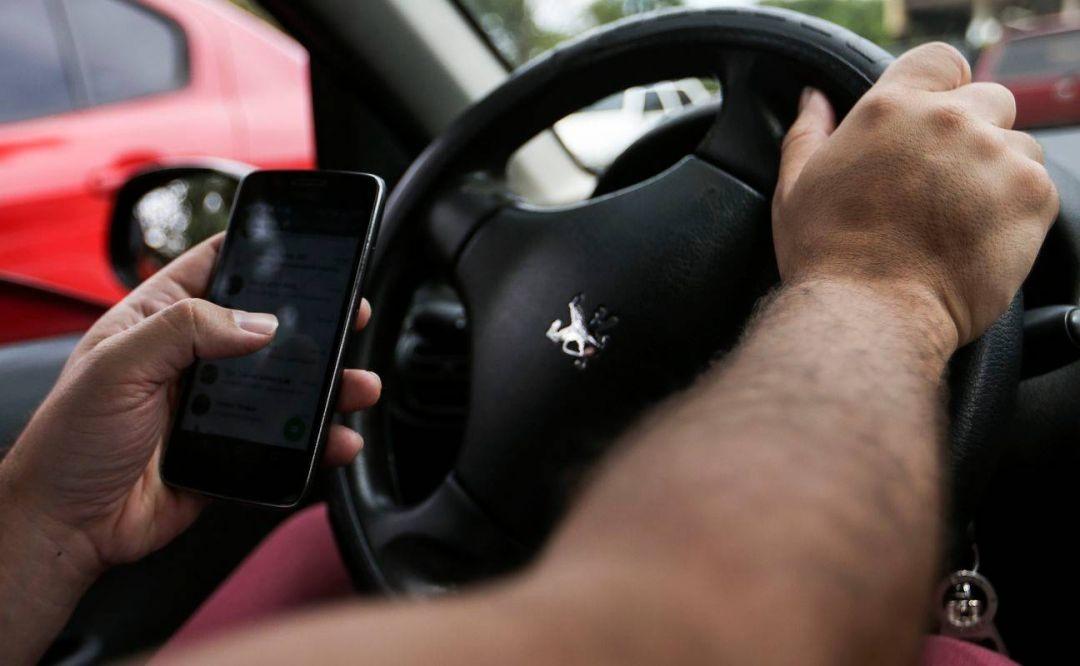 Dois celulares são roubados ou furtados por minuto no Brasil