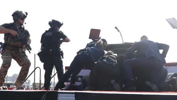 Tiroteio que feriu Trump é investigado como tentativa de assassinato