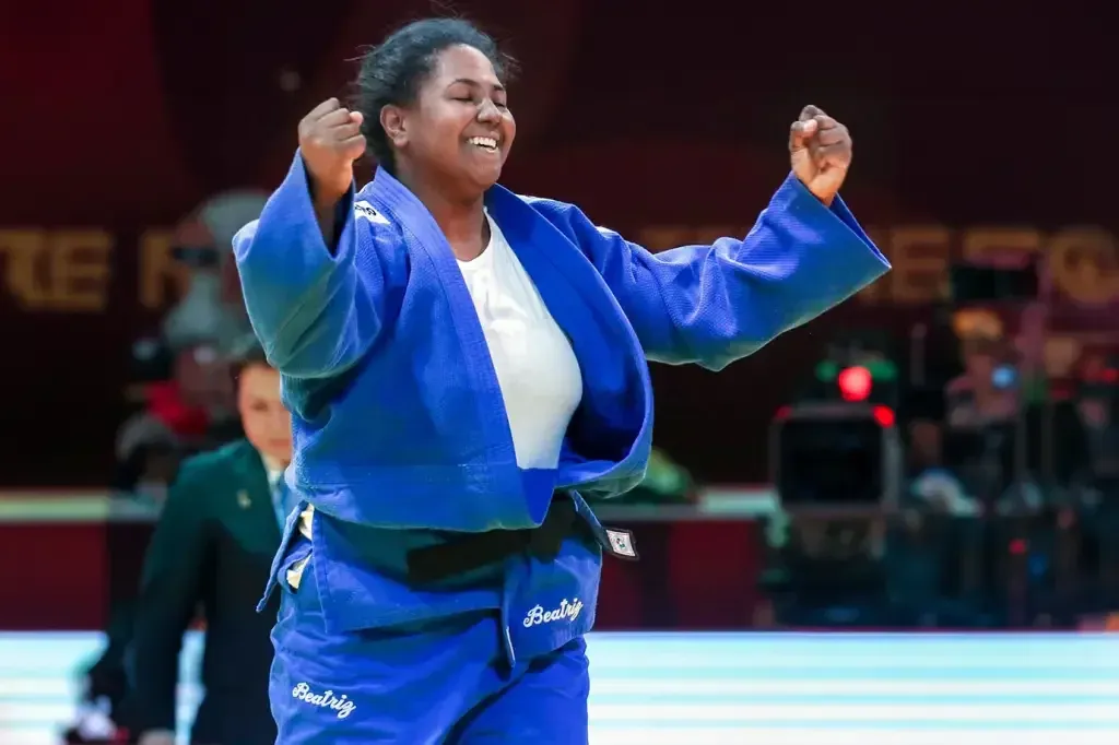 Beatriz Souza conquista primeiro ouro do Brasil nas Olimpíadas de Paris