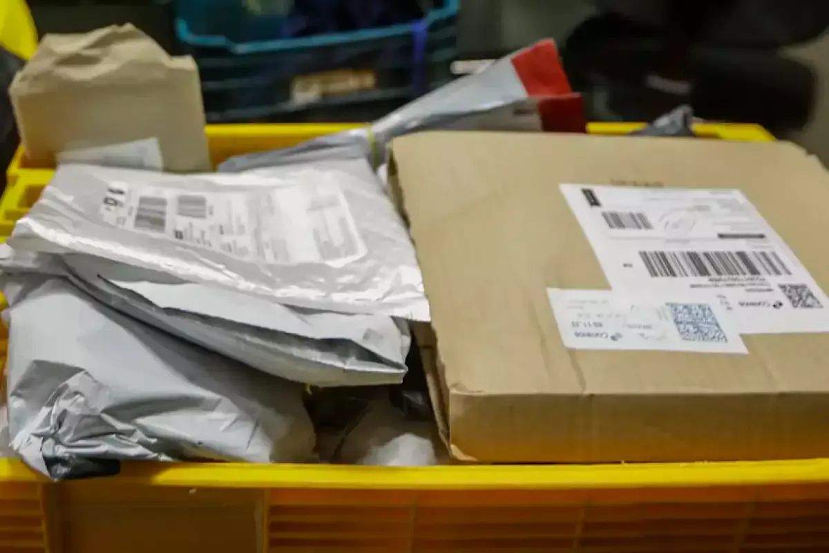 Correios alertam sobre golpe cobrando taxa para retirar encomenda