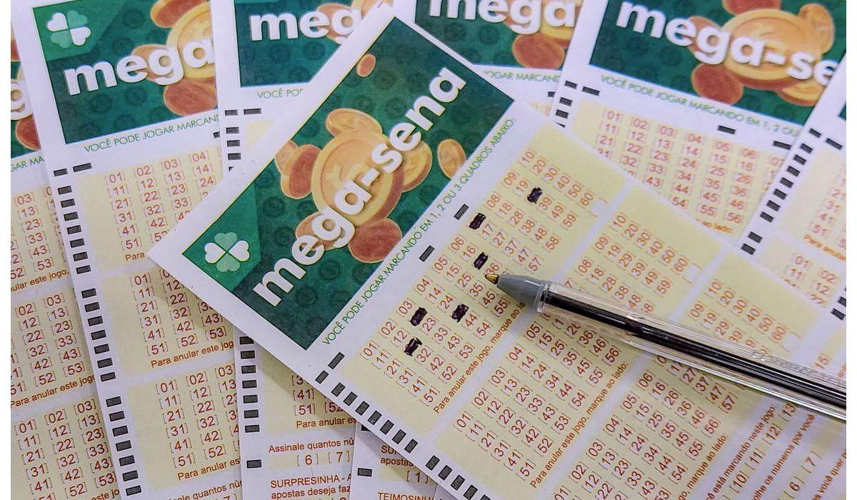 Mega-Sena acumula pela 5ª vez, e prêmio vai a R$ 43 milhões