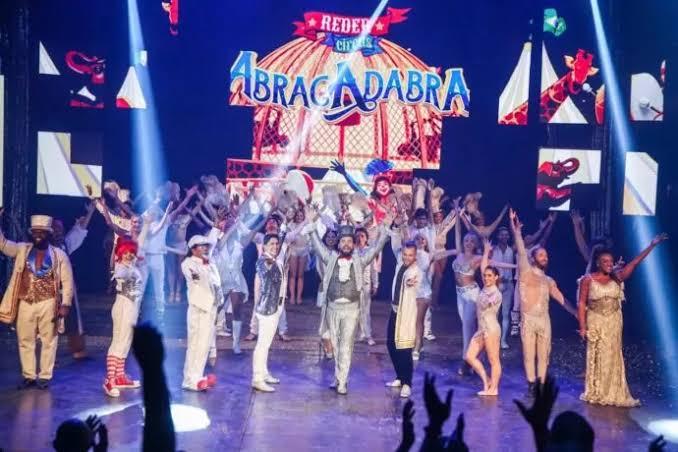 Reder Circus em ‘Abracadabra’ é sucesso absoluto em São José