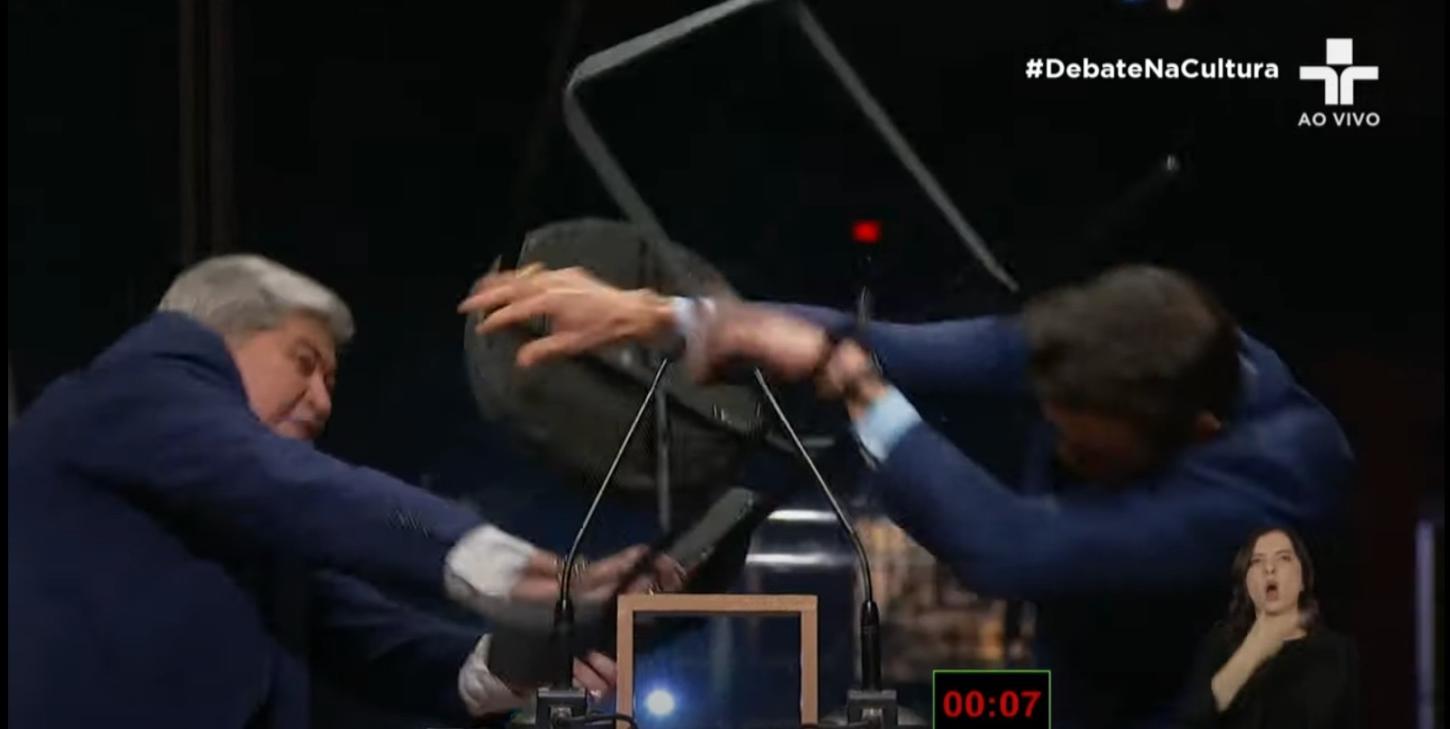 Datena ataca Marçal com cadeira durante debate na TV Cultura