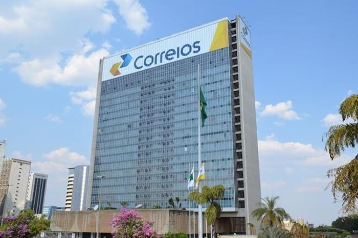 Correios abrem concurso com 3,5 mil vagas e salários de até R$ 6,8 mil