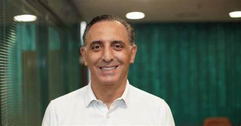 HITS VALE CONFIRMA: EDUARDO CURY, VENCE O DEBATE DA TV VANGUARDA.