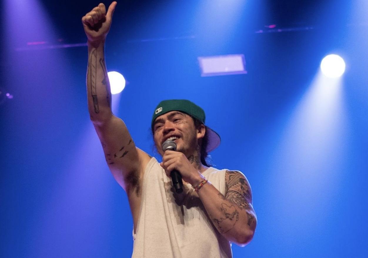 Whindersson Nunes e Robson Sousa trazem stand-up para São José em 4 de dezembro