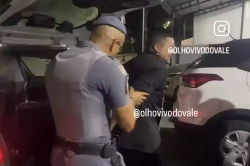 Chef que matou a esposa a facadas é preso em São José
