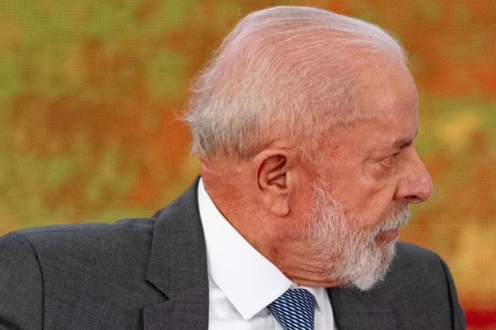 Lula chega ao 6º dia internado com evolução e expectativa de alta