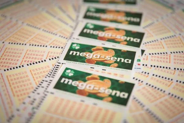 Mega-Sena, concurso 2.802: prêmio acumula e vai a R$ 76 milhões