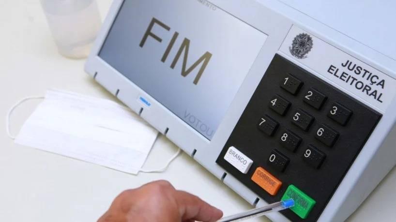 Eleitores que não votaram devem justificar ausência até essa terça-feira (7)