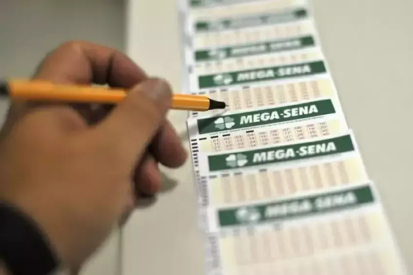 Mega-Sena acumula e prêmio sobe para R$ 34 milhões
