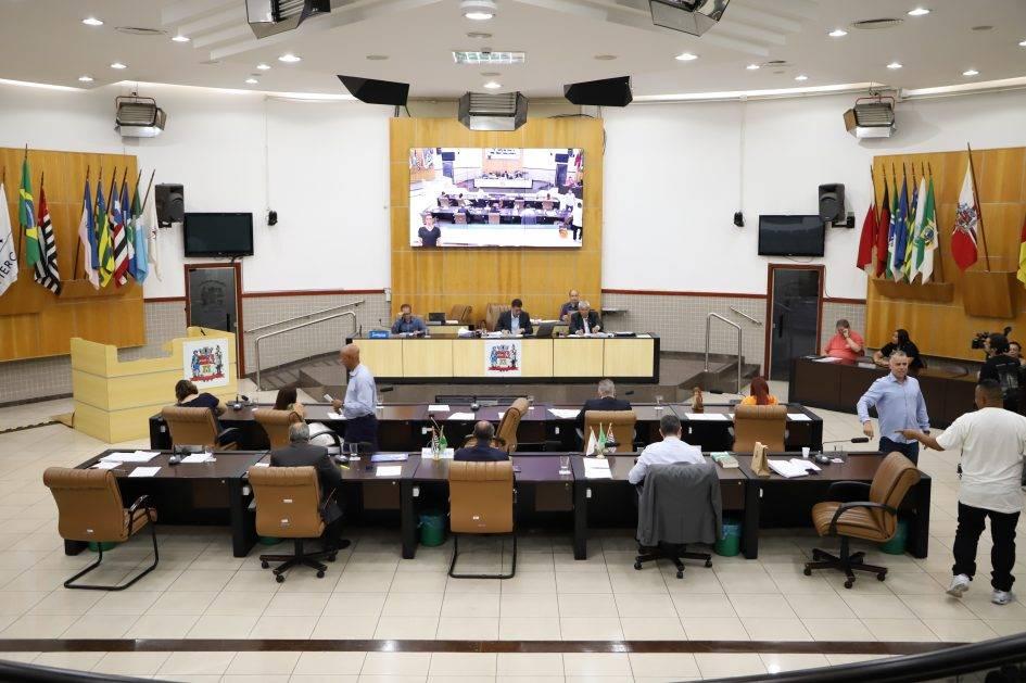 Posse do prefeito, vice e vereadores de Jacareí será às 17h nesta quarta (1º) Câmara também irá eleger a Mesa Diretora