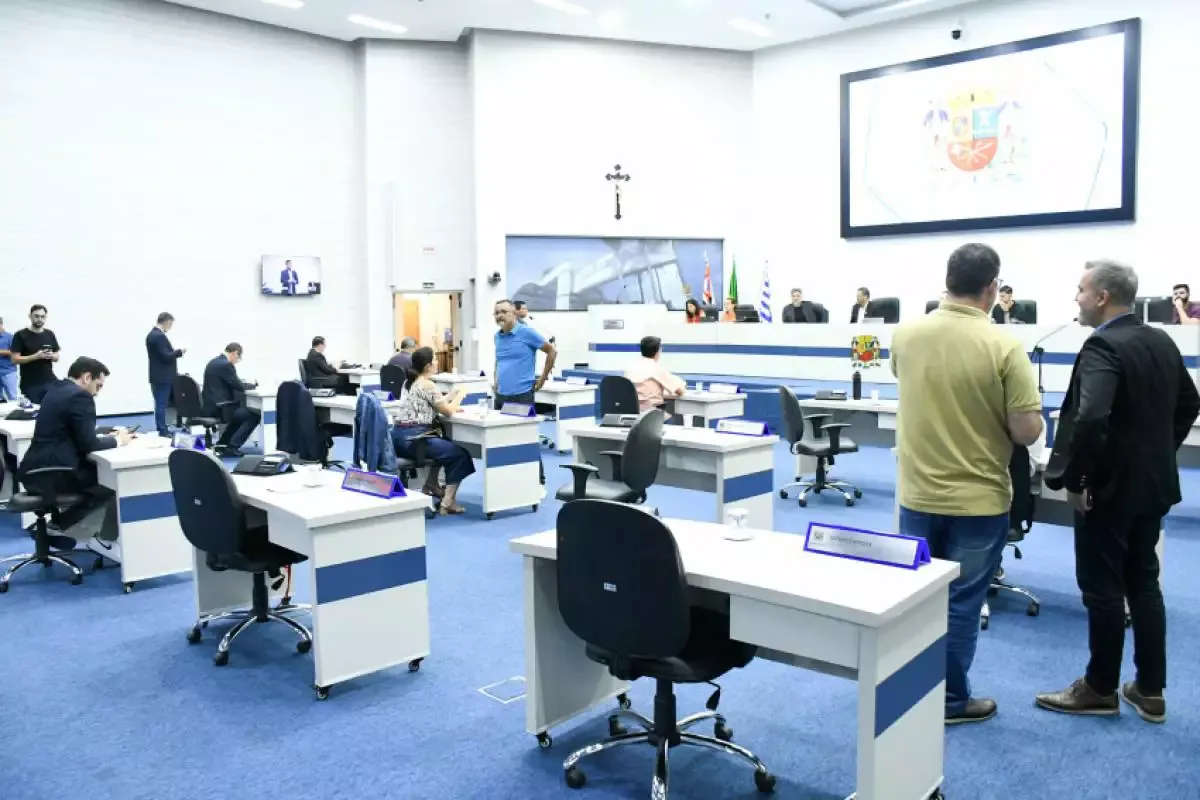 Na Câmara de São José, governo barra 11 requerimentos da oposição