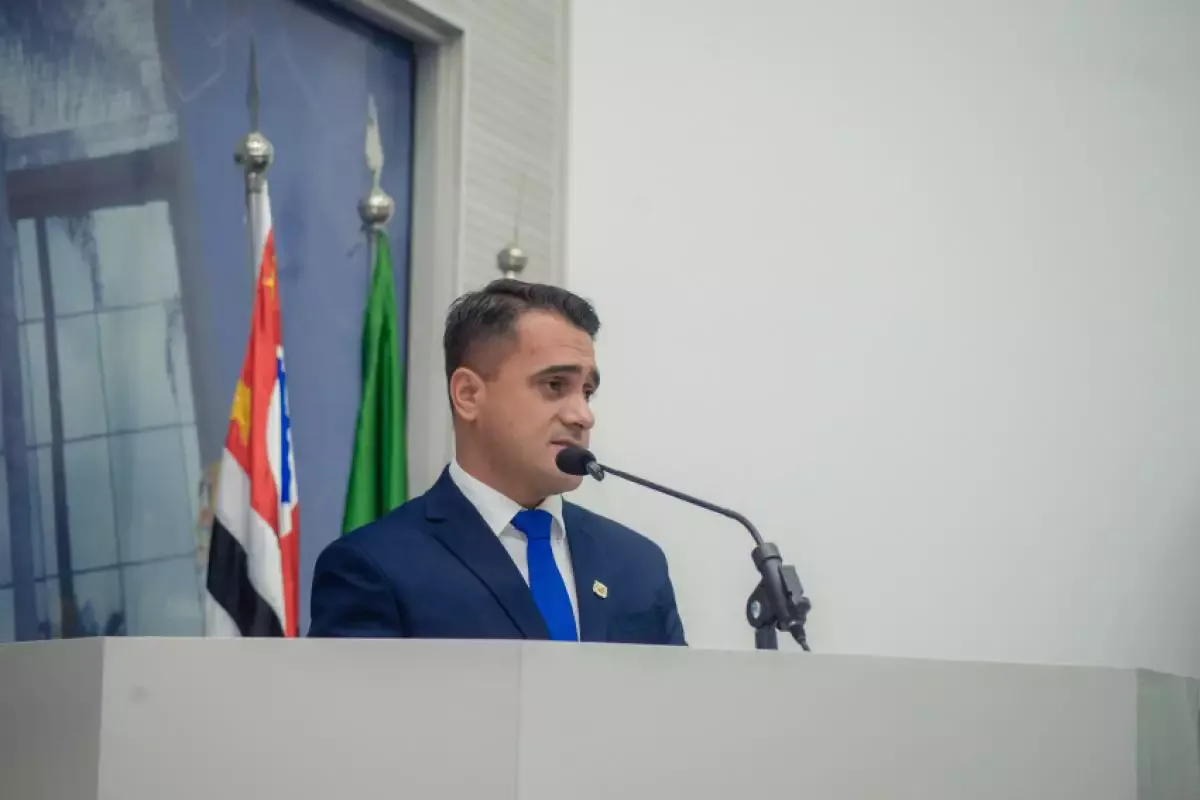 PSDB avalia processo interno contra vereador Sidney Campos, que 'traiu' oposição
