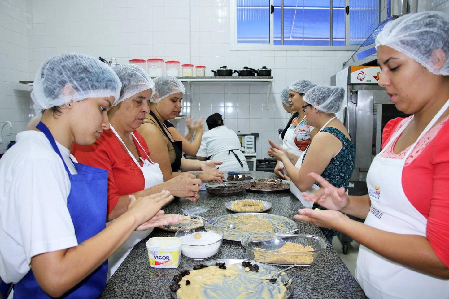 Fundhas oferece 36 vagas em curso gratuitos em São José