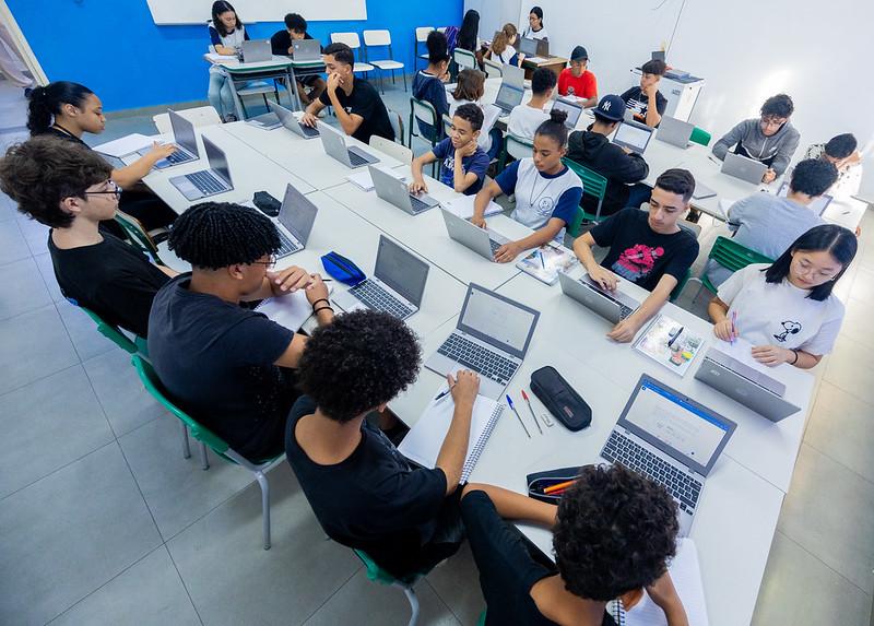 Mercado de trabalho: SP oferece capacitação para IA