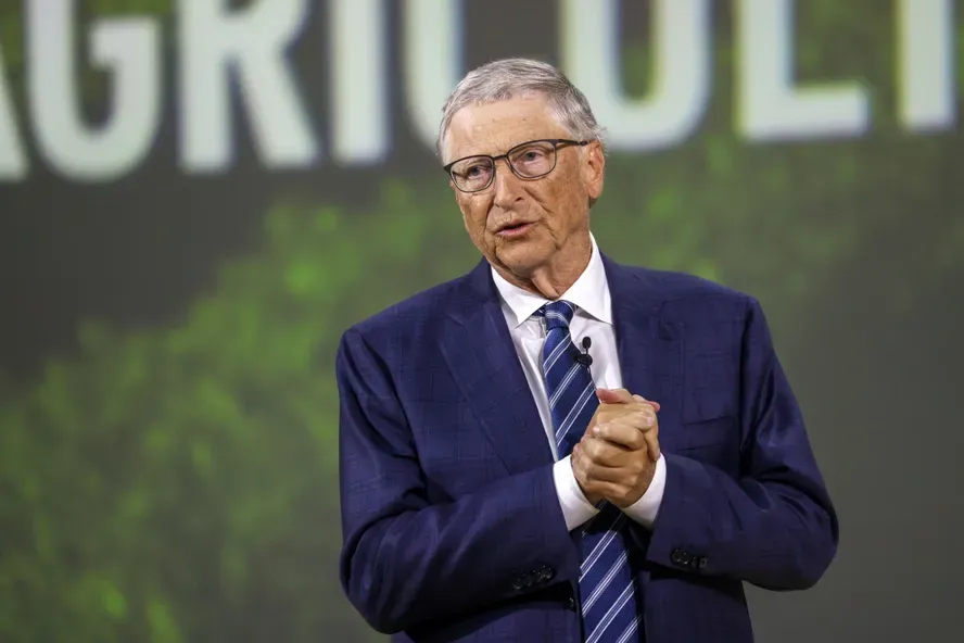 Segundo Bill Gates, IA poderá substituir médicos e professores em 10 anos