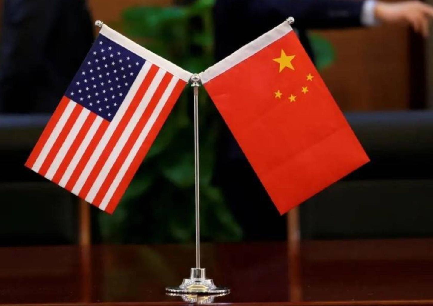 China anuncia tarifas adicionais de 50% sobre produtos dos EUA